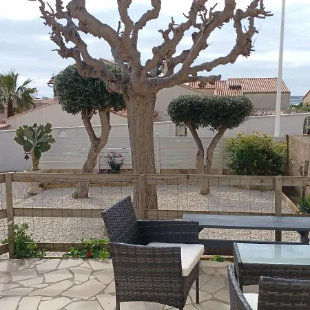 Apartment Spacieux De Plein Pied Avec 2 Chambres, Cuisine, Salon, Terrasse A 2 Minutes De La Gruissan